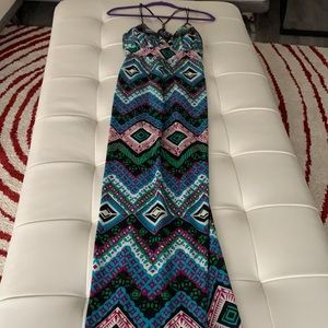 6 Degrees, size Medium, long sleeveless dress